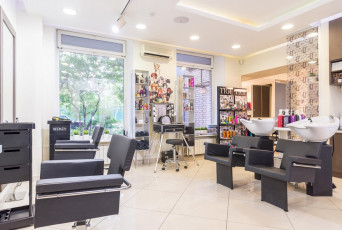 Перечень необходимого оборудования для салона красоты и парикмахерской?