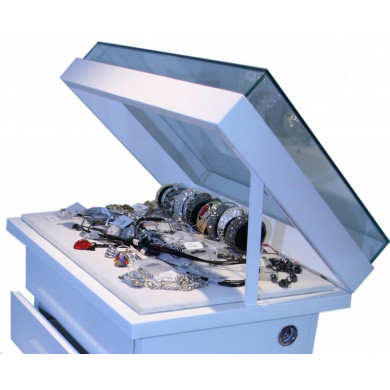 Витрина для бижутерии